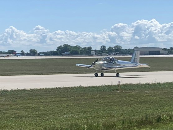 Ryan's RV-12 returns from its first flight